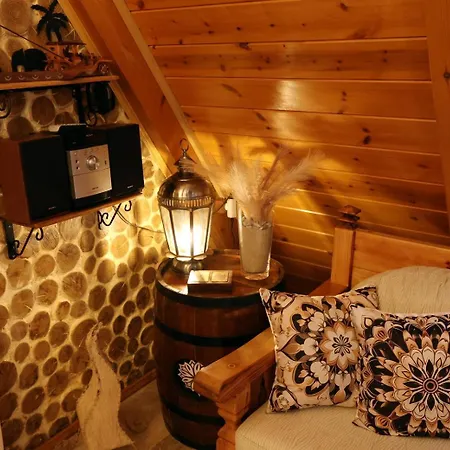 Heartland Handmade Wooden
