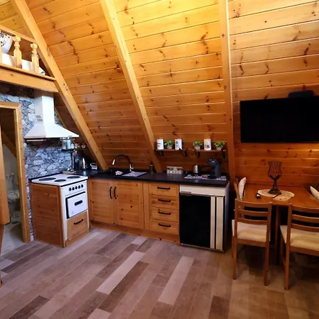 Heartland Handmade Wooden Chalet Ormos (Thessaloniki)