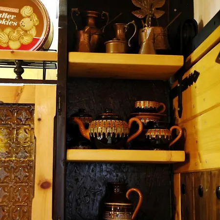 Chalet Heartland Handmade Wooden