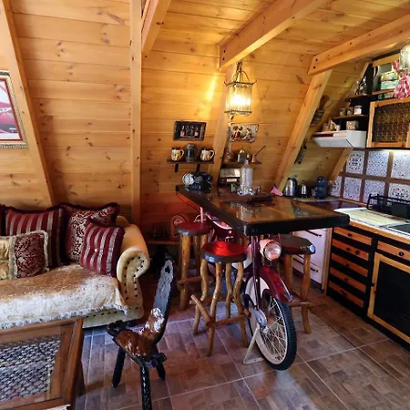Heartland Handmade Wooden Chalet Ormos (Thessaloniki)