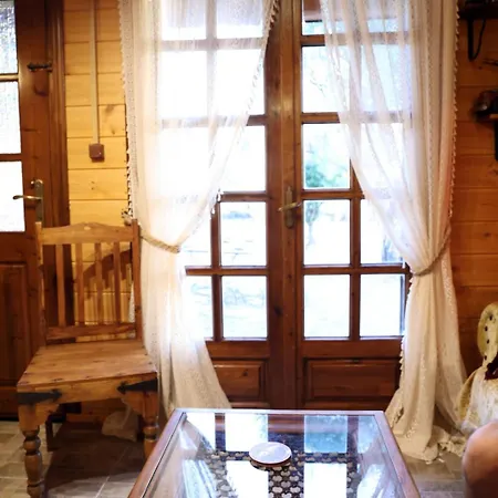 Heartland Handmade Wooden Chalet *